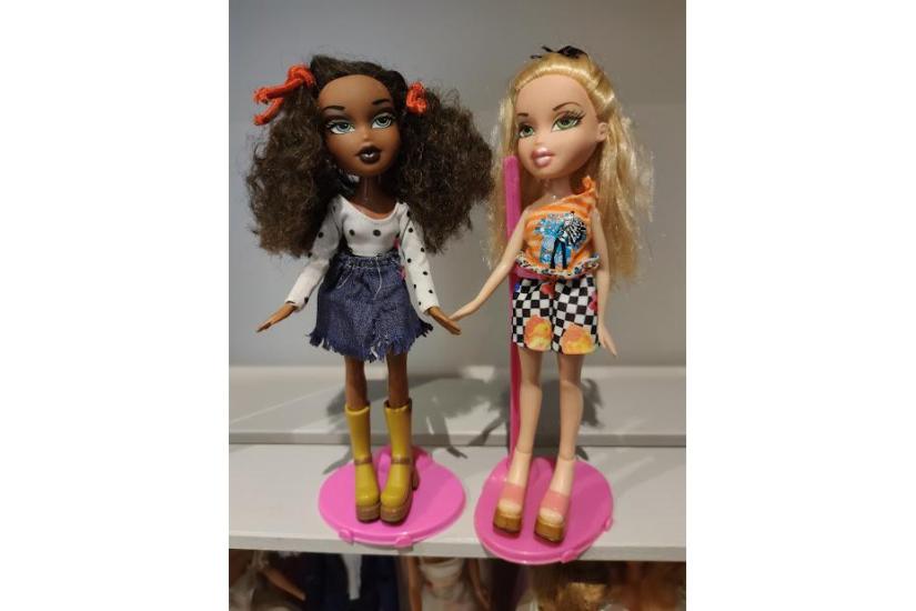 Barbies,  My Scène,    2 Bratz