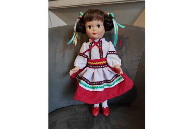Francette  dans le costume Russe