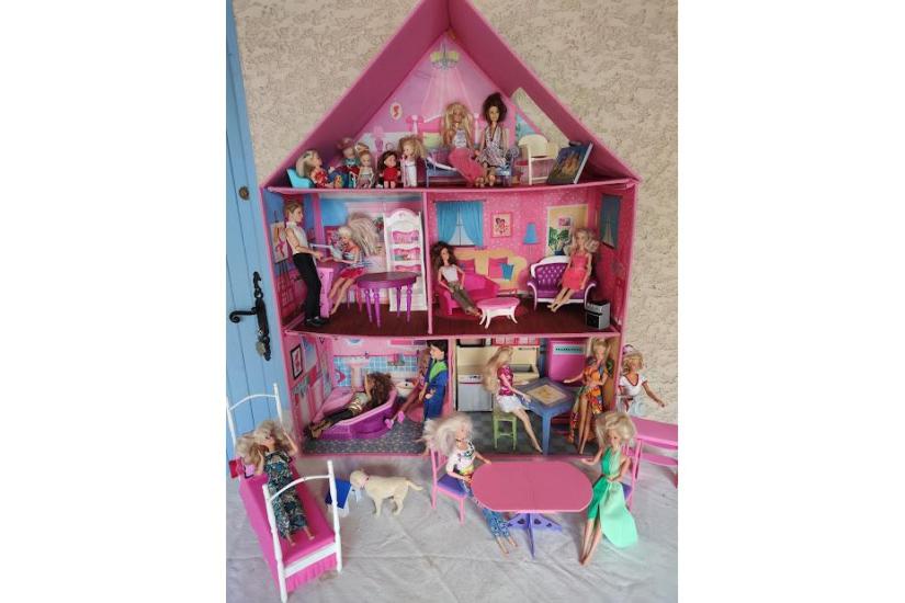 Barbies trouvés à St. Laurent